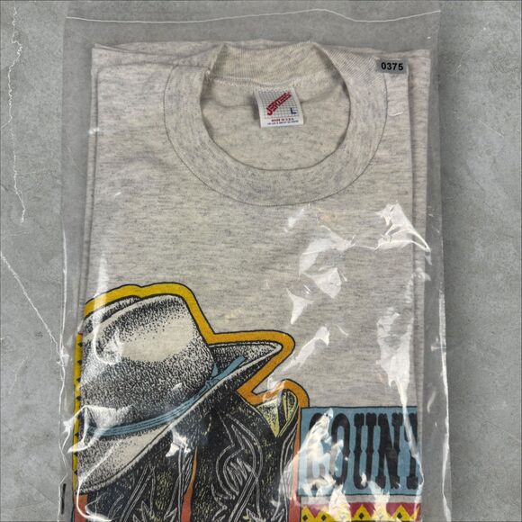 VTG Early 90s Country From Head to Toe Boots and Cowboy Hat Graphic Shirt - L - Picture 7 of 7